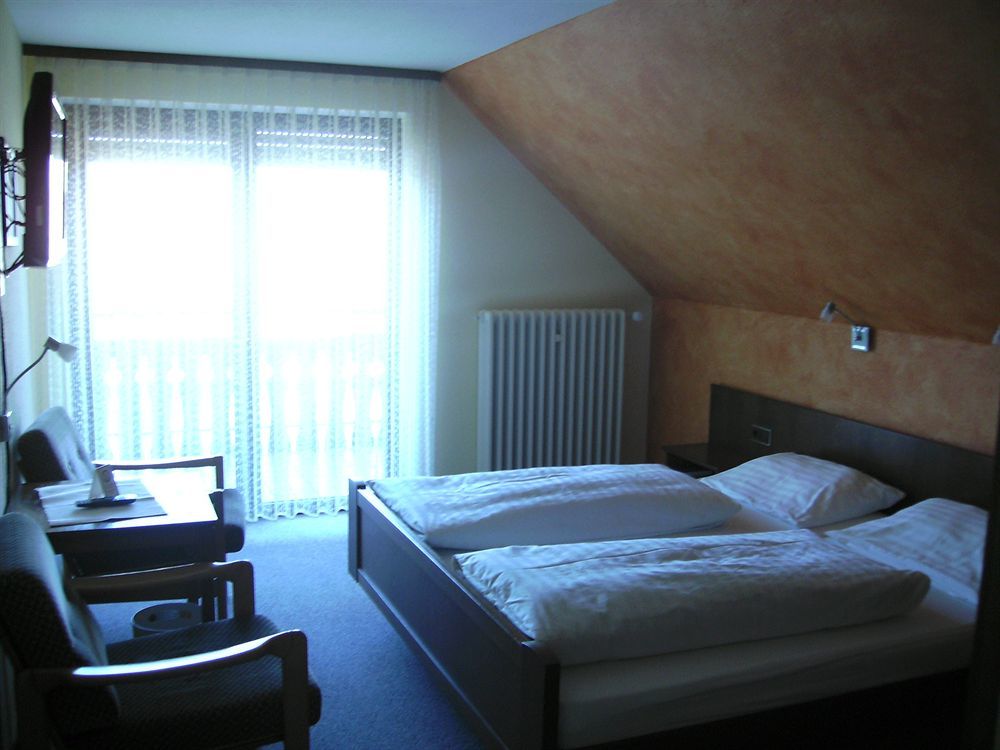 Gasthof Hotel Zum Ross Wertheim Exterior foto